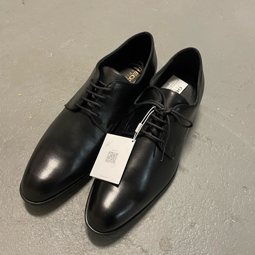 Men Shoes Size 7